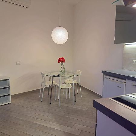 Appartme Sarca 59 Milan Bagian luar foto