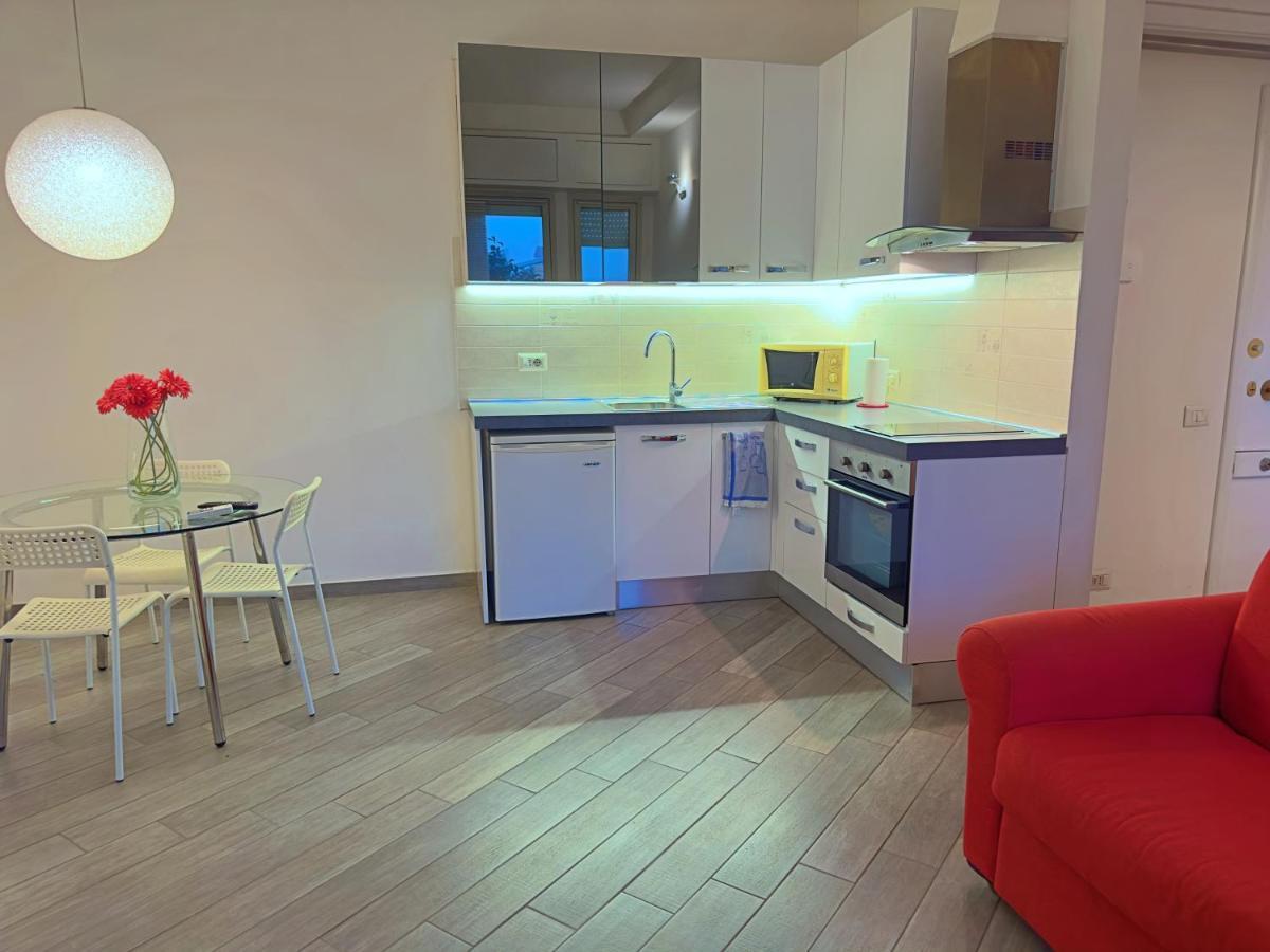 Appartme Sarca 59 Milan Bagian luar foto