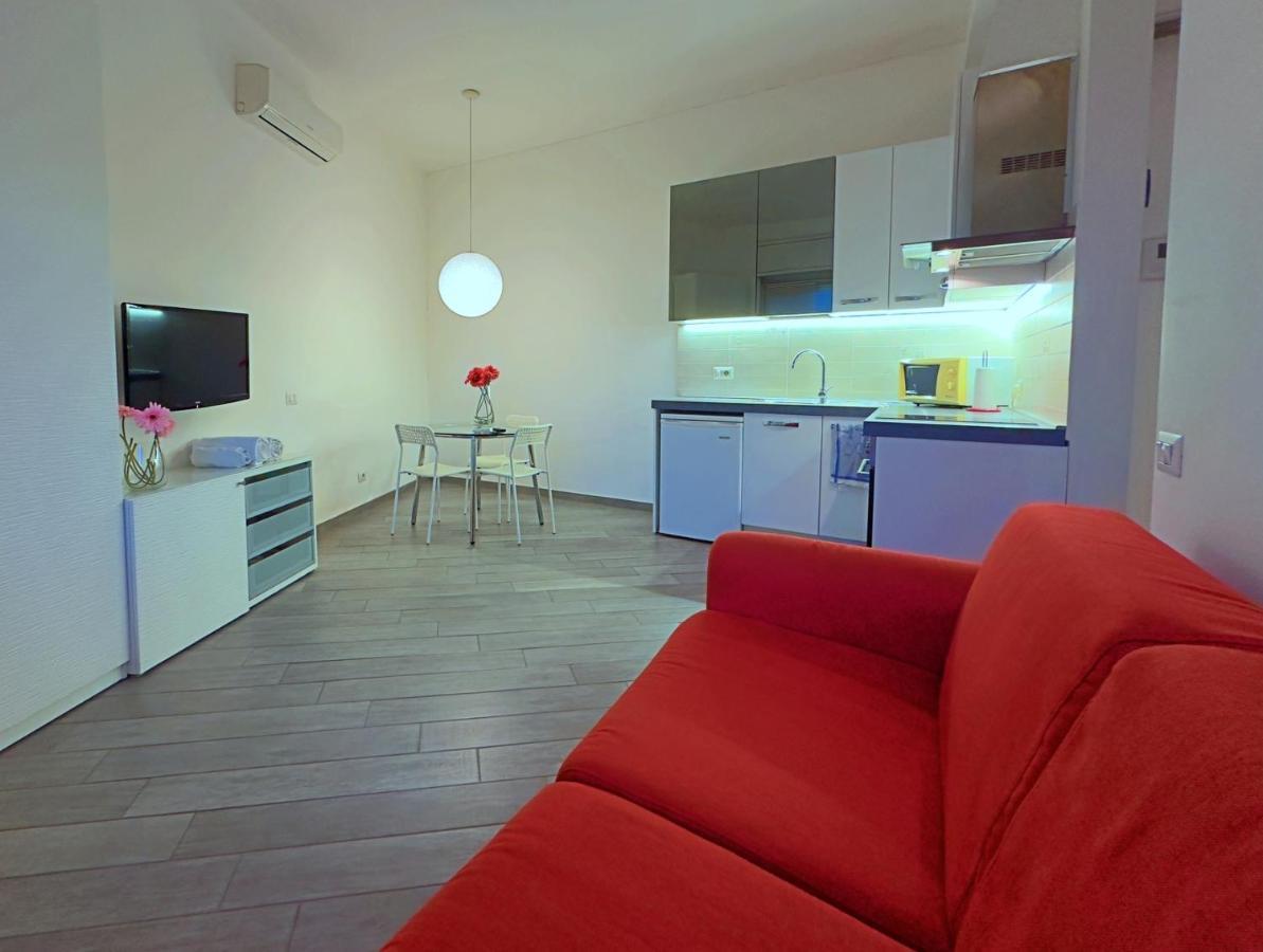 Appartme Sarca 59 Milan Bagian luar foto